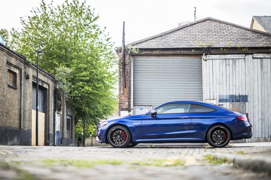  Mercedes-AMG C63 S Coupe 2016 года  (UK) (фото 10 из 30)